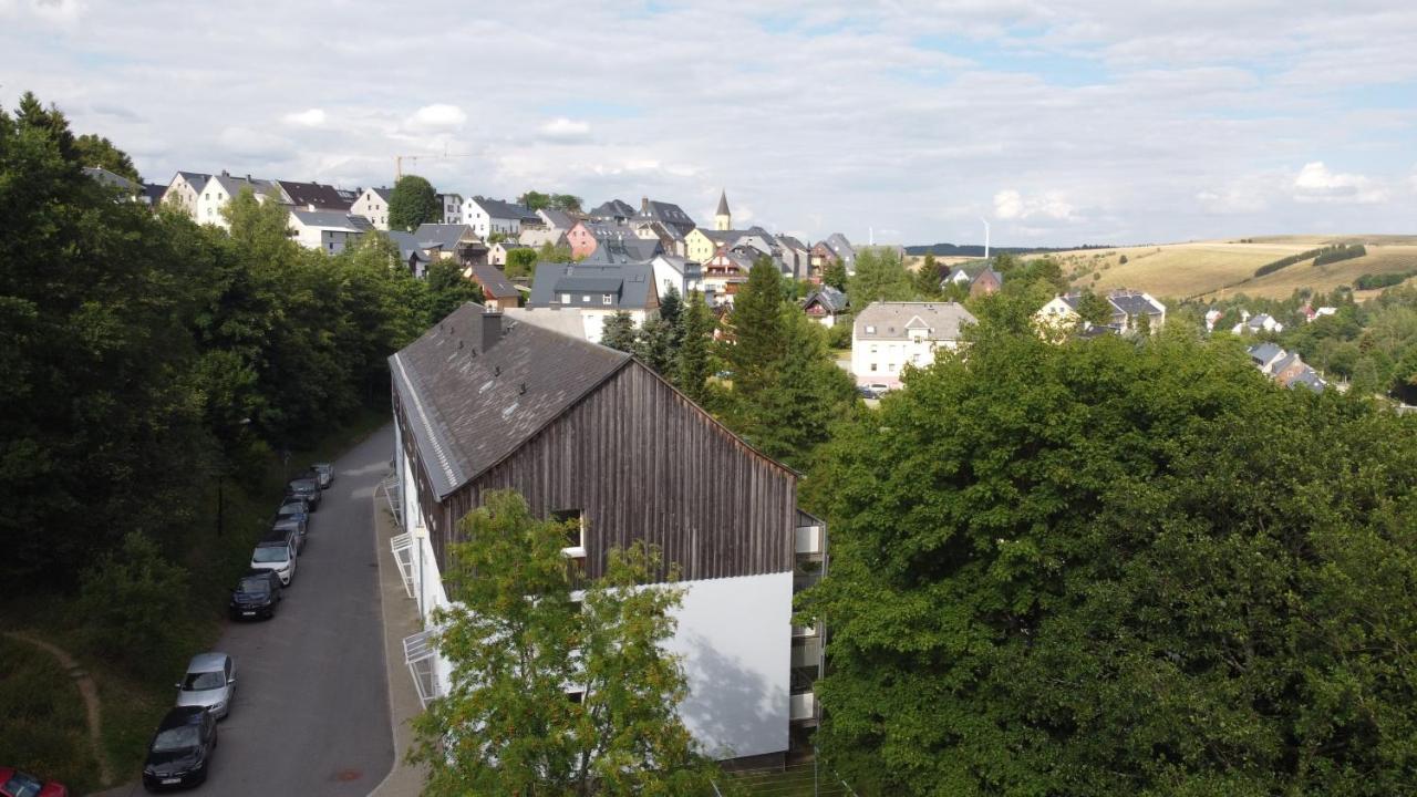 Zauberberg, Schneehase & Glitzerhirsch Oberwiesenthal
